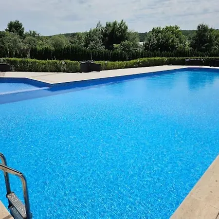 Apartamento Azur Ap19 Shkorpilovtsi