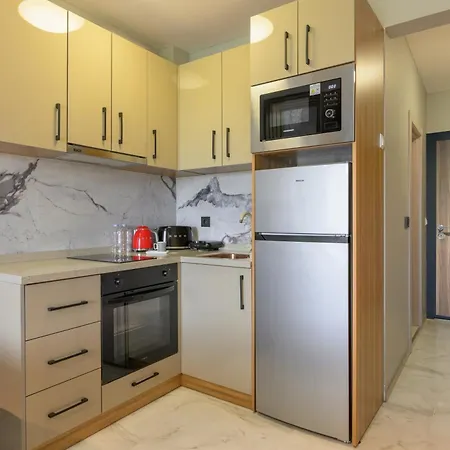 Azur Ap19 Shkorpilovtsi