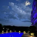 Apartment Azur Ap19 Shkorpilovtsi